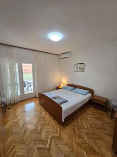 Guesthouse Anton - Novalja - 1