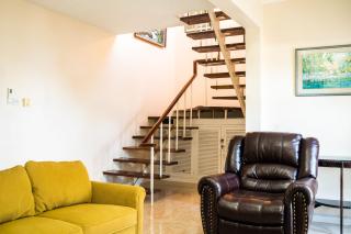 Pampered In Paradise Columbus Heights 2 BR penthouse condo near Ian Fleming airport - Ocho Ríos - 7