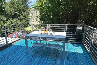 Serene Brooklyn Escape Near Cafés & Park, Sleeps 5 - 0