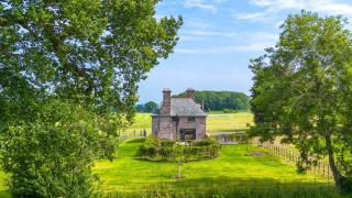 Effortlessly stylish hideaway for two in the heart of rural Cheshire - Tattenhall - 0