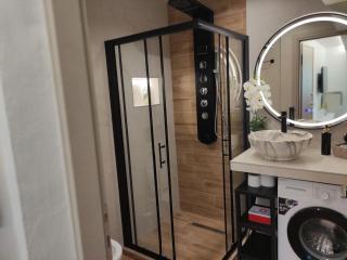 Aelia Central City Apartments 2 - 5