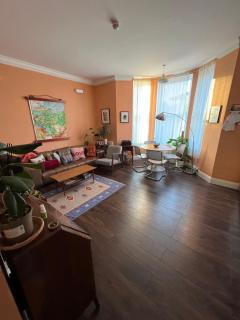 Seven Sisters 1 bed apartment - Moffat - 3