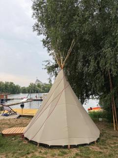 Glamping TeePee - 3