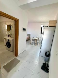 Vlora Villa Studios- near the sea and city center - Vlorë - 8