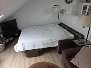 Gîte rural 3 épis "Aux Pieds des Ar'den" - chambre 1 isolée et chambre 2 dans hall de nuit - 34 rue du Château à 5564 Wanlin - 4 adultes et 2 enfants - Houyet - 1