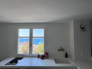 House on the rocks - Kimolos - 8