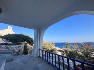 House on the rocks - Kimolos - 6