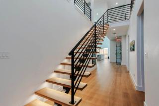 Luxury Modern Home - 3 Min from Downtown - Dallas - 9
