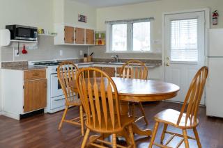Pine Lake 3-Bedroom Cottage #12 - The Gallery - Gravenhurst - 8
