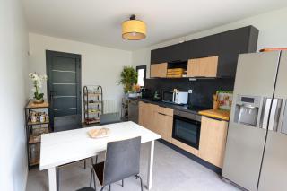 Logement cosy neuf avec jardin - 1