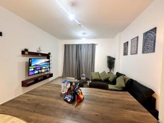 Canal View 1BR, Yas Island, - Abu Dabi - 0