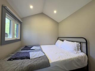 3-Bedroom Cottage #1 - Sand Bay - Dillon - 2