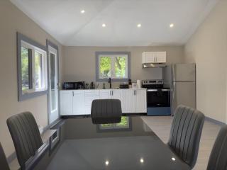3-Bedroom Cottage #10 - Sand Bay - Dillon - 0