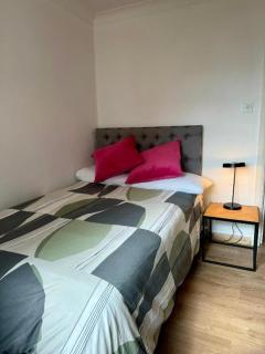 The Fox Den - Southbourne - 1