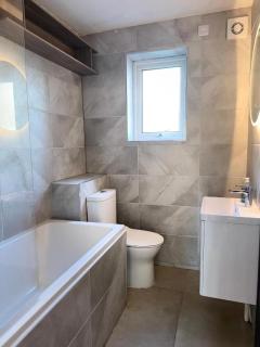 The Fox Den - Southbourne - 4