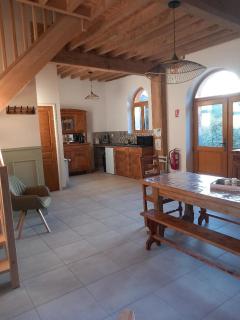 Chambre d'hôtes au coeur de la Ferme de la Porte en Aix pour 2 - 4