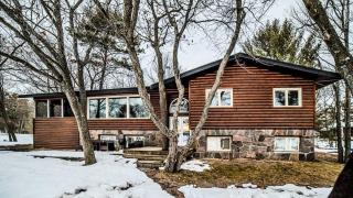 6 Bedroom Lakefront Main House in Sand Bay - Dillon - 9
