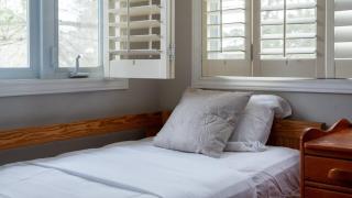 6 Bedroom Lakefront Main House in Sand Bay - Dillon - 6