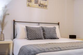 Villa Anna Nina in Gouves - 3BD Retreat - Sleeps 8 - Kato Gouves - 8