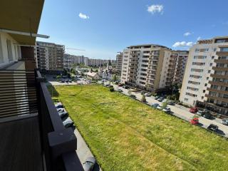 Coresi Spacious and Comfortable, GbWifi, Parking - 2