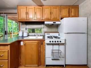 2-bedroom Camper Trailer Cottage #2 - 9