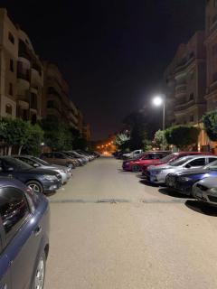 Deluxe Apartment for Families on 9th street - Cairo - 4