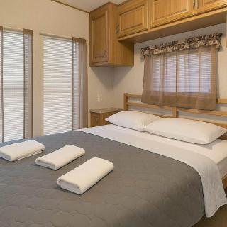 2-bedroom Camper Trailer Cottage #3 - Dillon - 3