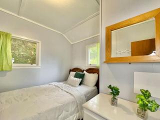 Ambleside - 2-Bedroom Cottage #5 - Kawartha Lakes - 2