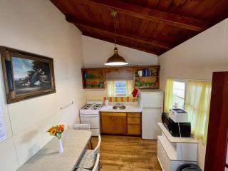 Ambleside - 2-Bedroom Cottage #4 - Kawartha Lakes - 4