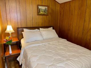 1-Bedroom Cottage #2 - Ambleside - Kawartha Lakes - 4