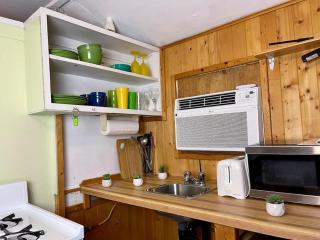 1-Bedroom Cottage #2 - Ambleside - Kawartha Lakes - 3