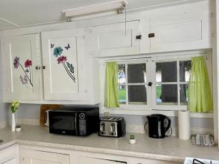 3-Bedroom Cottage #7 - Ambleside - Kawartha Lakes - 6