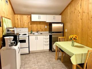 2-Bedroom Cottage #9 - Ambleside - Kawartha Lakes - 5