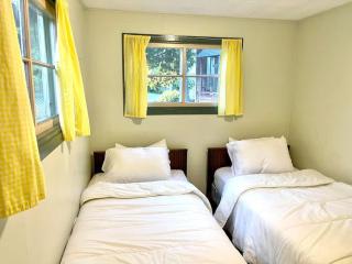3-Bedroom Cottage #7 - Ambleside - Kawartha Lakes - 2