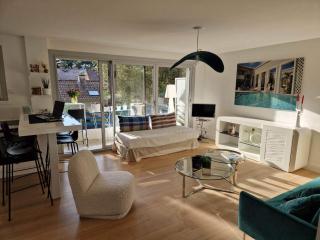Central, quiet not overlooked - La Baule - 1