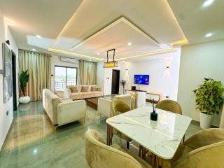 The Bedrock Apartment - Rubuchi - 0
