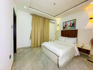 The Bedrock Apartment - Rubuchi - 4