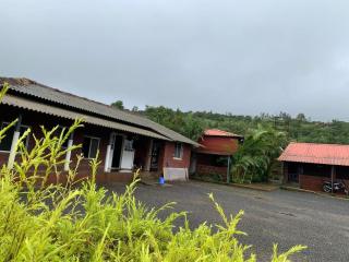 Kshetij Homestay 200 Mtr From Rautwadi Waterfall - Rādhānagari - 0