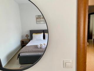 Central & Riverfront Room 3 - Édessa - 2