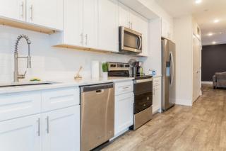 2 Bedroom Spacious Retreat-wd-wifi-free Parking - 2