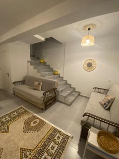 Tamamen Müstakil Havuzlu Villa - Çeşme - 4