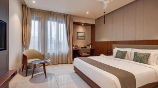 Hotel De Infinity Near IGI Airport Free Airport Drop - New Delhi - 7