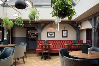 Cromwell Arms Country Pub with Rooms - Romsey - 2