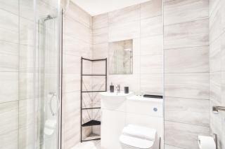 Spacious 2Bed Apartment in Preston by Eason Stays with Free Parking Good for Leisure and Family Getaway - Preston - 5