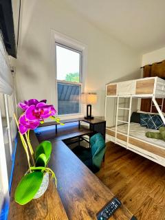 Hotel-Style, No Host, Professionally Managed ID255 - Jersey City - 5