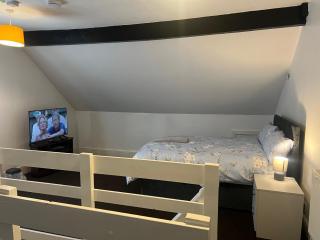 Supreme Home - Wolverhampton - 1