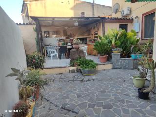 Mambo House - 6