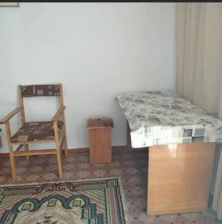 Golden House - Talas - 0