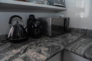 Serviced 2bed Home in Lekki - Lekki - 6