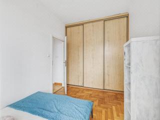 Bright, cosy 40m2 with view Old Prague 3min to M - Warsaw - 3